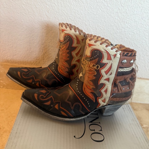 Old Gringo Shoes in Shoes - Picture 2 of 3